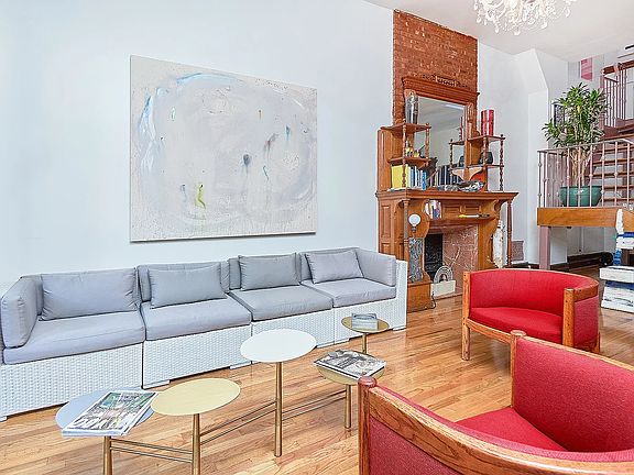 2nd image of 21 W 121st St APT 1