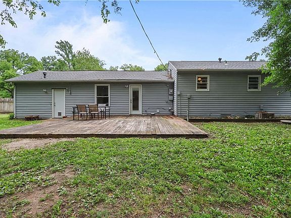 5th image of 6036 Rosehill Rd