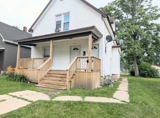 1338 E Chestnut St, Kankakee, IL 60901