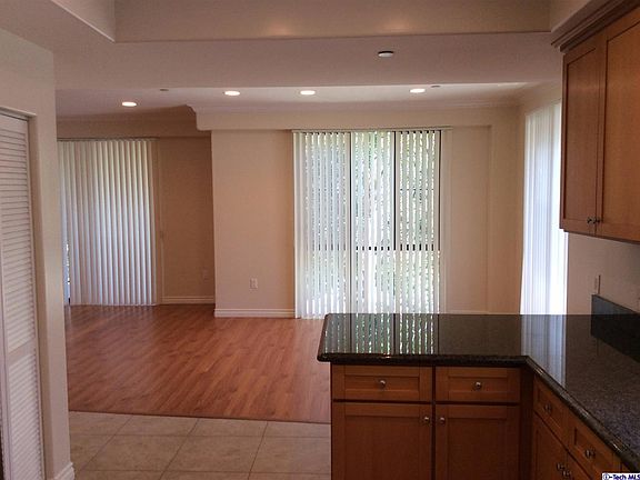 3rd image of 525 N Adams St APT 211