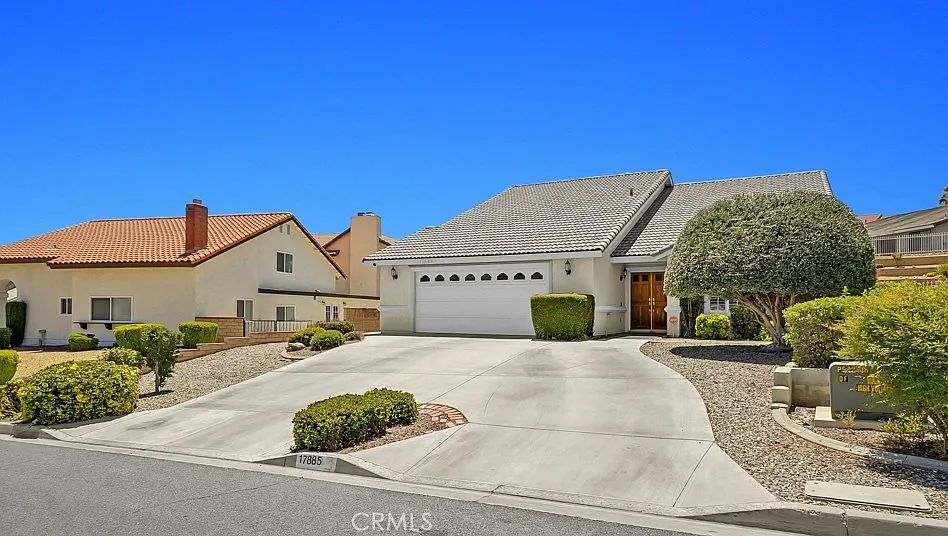 4 bed, 2450 sqft, $2,950 — Photo 3