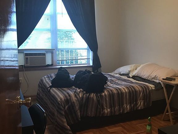 3rd image of 2609 24th Ave APT 4
