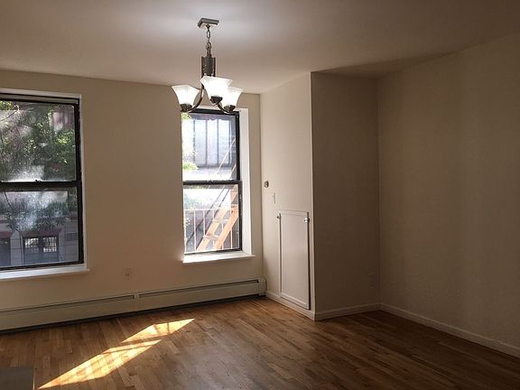 5th image of 517 E 5th St APT 330