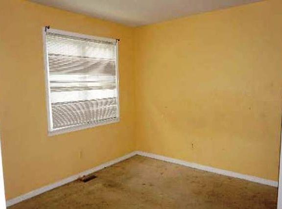2nd image of 9858 Hagel Cir