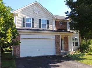 2159 W Silverleaf Ln, Addison, IL 60101