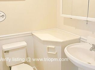 746 7th St, Springfield, OR 97477