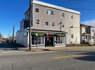 58 Main Rd, Tiverton, RI 02878