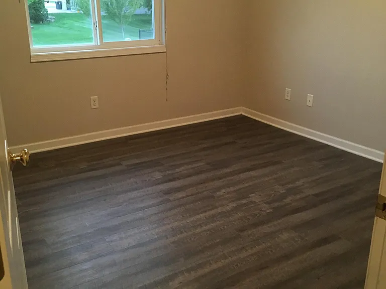558 Kelvington Dr #3 — Photo 9