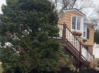 36 Old Mill Rd, Yorktown Heights, NY 10598