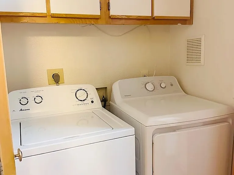 Kruse Villa Apartments — Photo 24