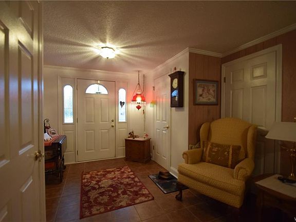 2nd image of 81 Forbes Ter