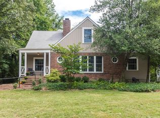 12 Armin Ln, Saint Louis, MO 63119