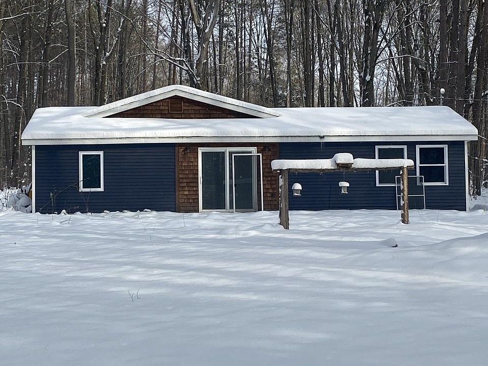 1st image of 1173 E Lake Dr SE