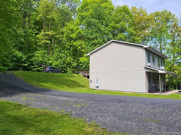 3rd image of 263 Riley Road