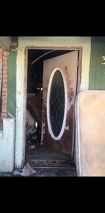2nd image of 3267 Washington St