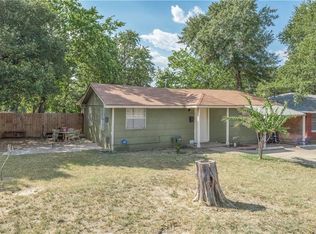 214 Ehlinger Dr, Bryan, TX 77801