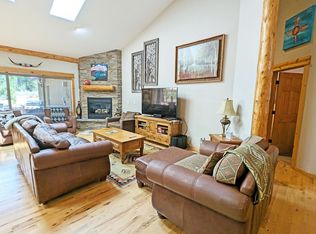 (Undisclosed Address), Sunriver, OR 97707