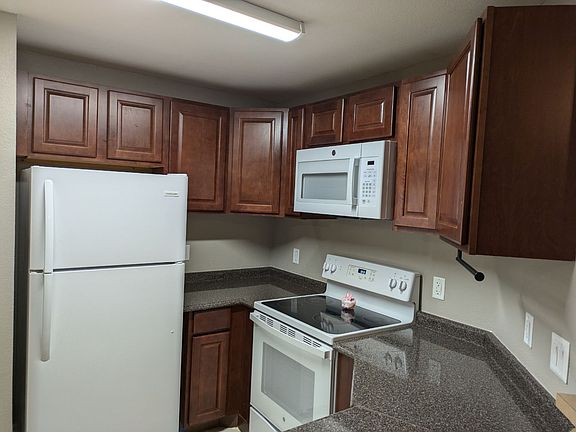 3rd image of 1985 Erving Cir APT 8205