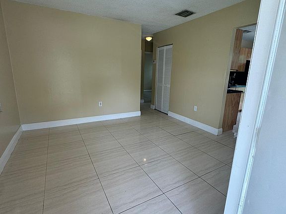 4th image of 2357 NW 81st Ter