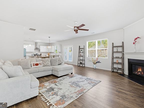 5th image of 4910 Bramblett Grove Pl