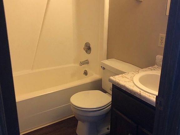 5th image of 224 Sheetz St APT 10