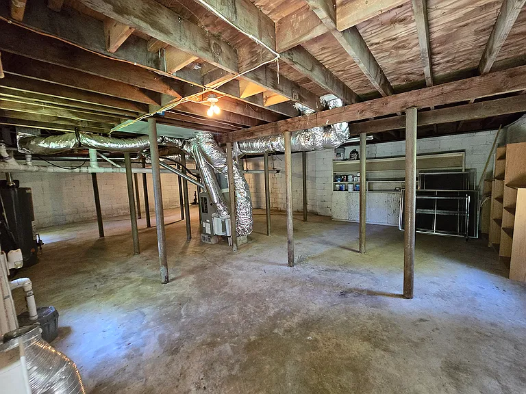 2863 Catalina Dr — Photo 31