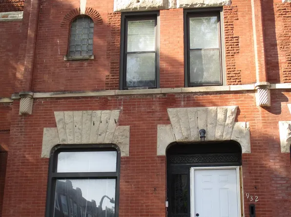 932 E 46th St, Chicago, IL 60653