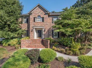1404 Kensington Dr, Knoxville, TN 37922