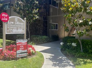 1666 W Pampas Ln #5, Anaheim, CA 92802