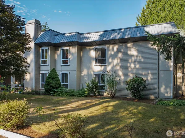 10221 NE 16th Street #H7, Bellevue, WA 98004