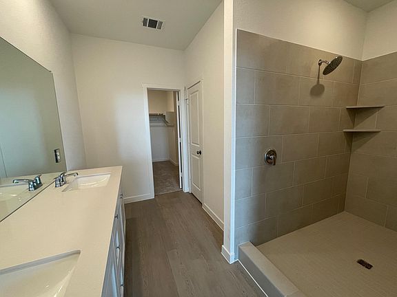 5th image of 433 Sormonne Loop