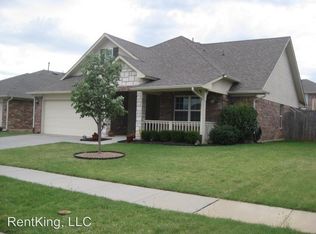 528 Woodsong Dr, Norman, OK 73071