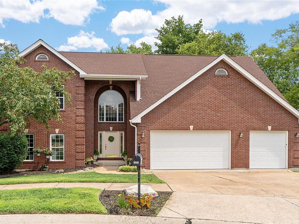 1st image of 3002 Lakeview Park Dr