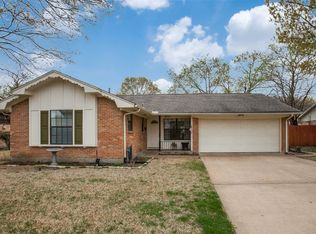 11142 Quail Run St, Dallas, TX 75238