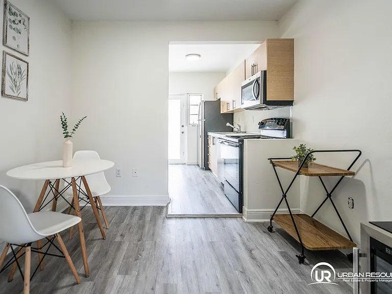 1007 Bay Dr #201 — Photo 16