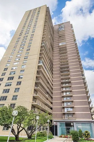 6040 John F Kennedy Blvd E #1 Photo 1