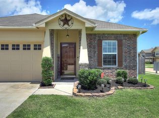 102 Cheyenne River Dr, La Marque, TX 77568