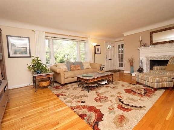 5th image of 7959 Mitchell Farm Ln