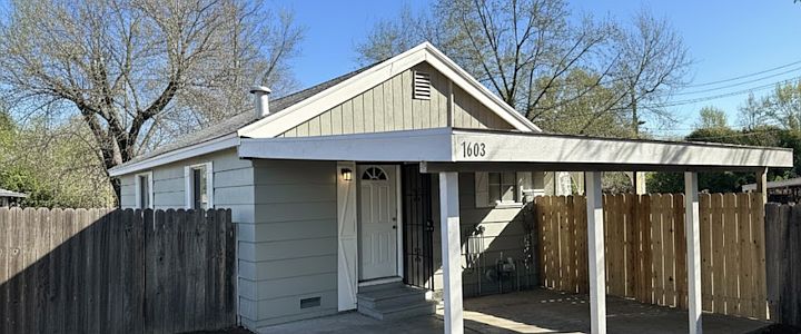 2nd image of 7603 Twin Oaks Ave