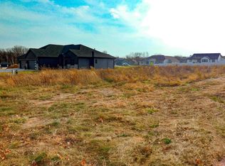 2658 Chambers Xing #96, Green Bay, WI 54313