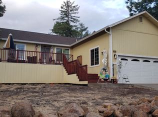 19118 Raven Hill Rd, Hidden Valley Lake, CA 95467