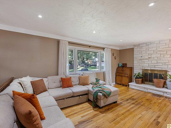 4th image of 1701 Cascio Dr