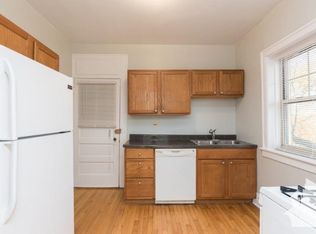 736 Reba Pl #D3, Evanston, IL 60202