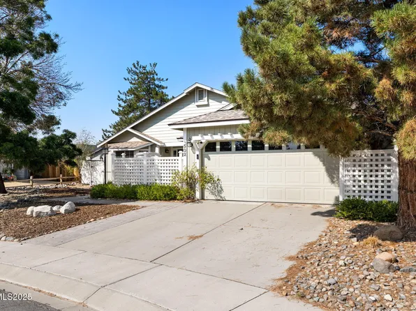 502 Pebble Ct, Dayton, NV 89403