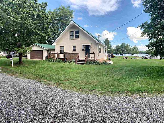 2nd image of 149 Island Harbor Ln