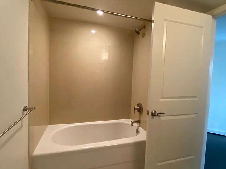 2nd bathroom