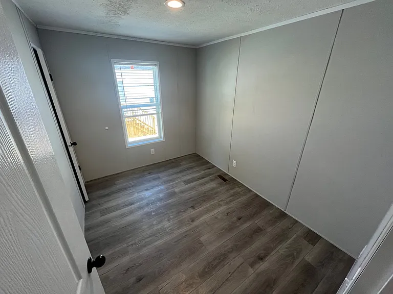 2404 W Dundee Dr — Photo 7