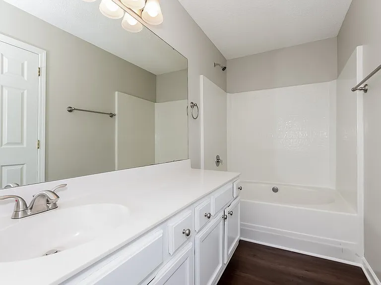 1002 Great Falls Dr — Photo 13