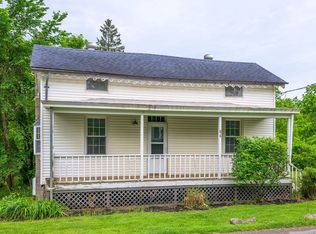 84 Montgomery St, Tivoli, NY 12583