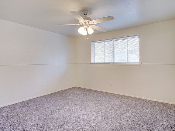 4th image of 11219 Buchanan Dr